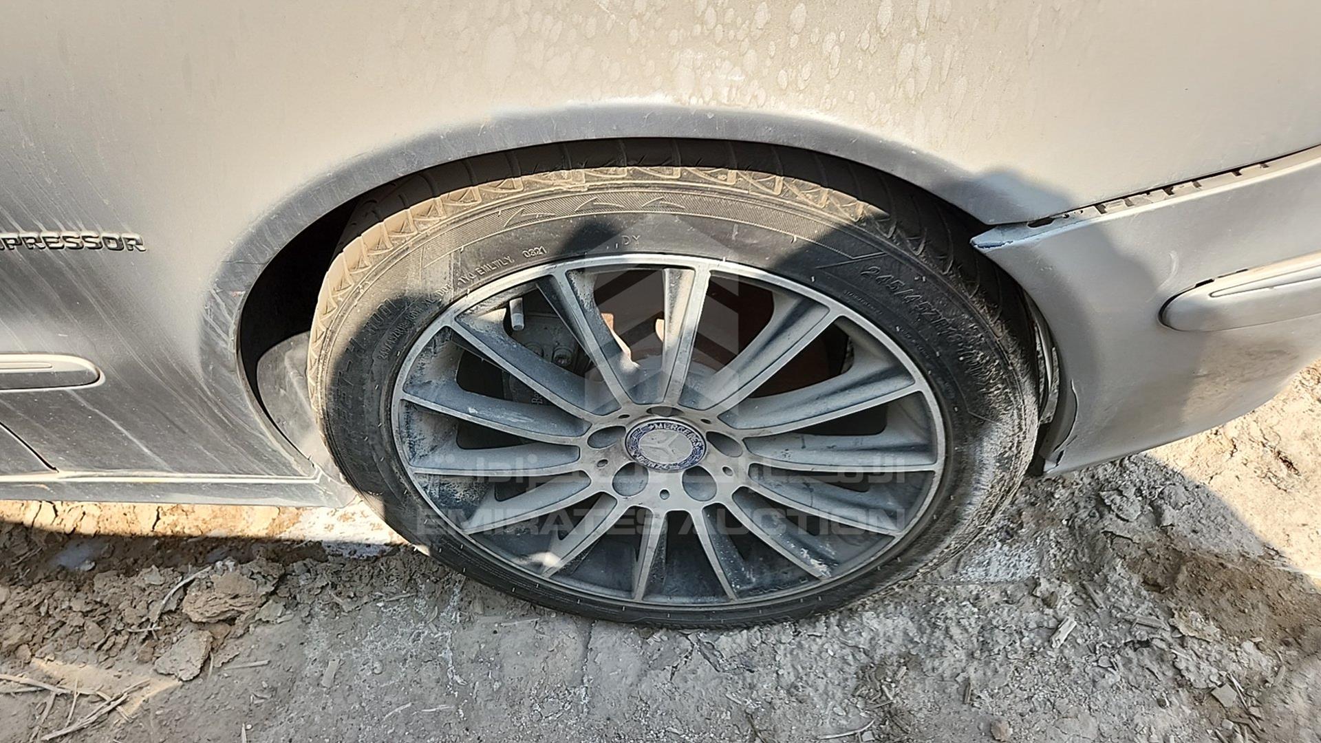 0 MERCEDES E 500 VIN: WDB2110701A038875