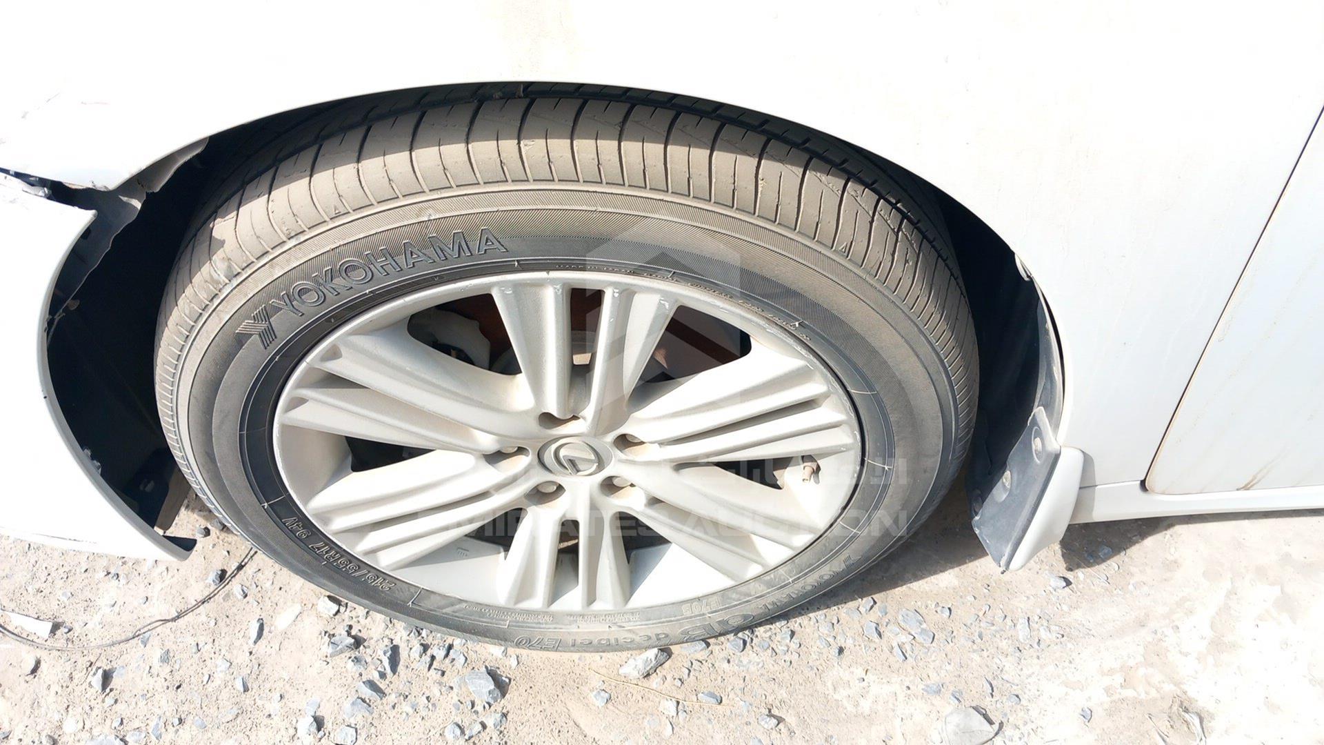 2013 LEXUS ES 250 VIN: JTHBJ1GGXD2020361