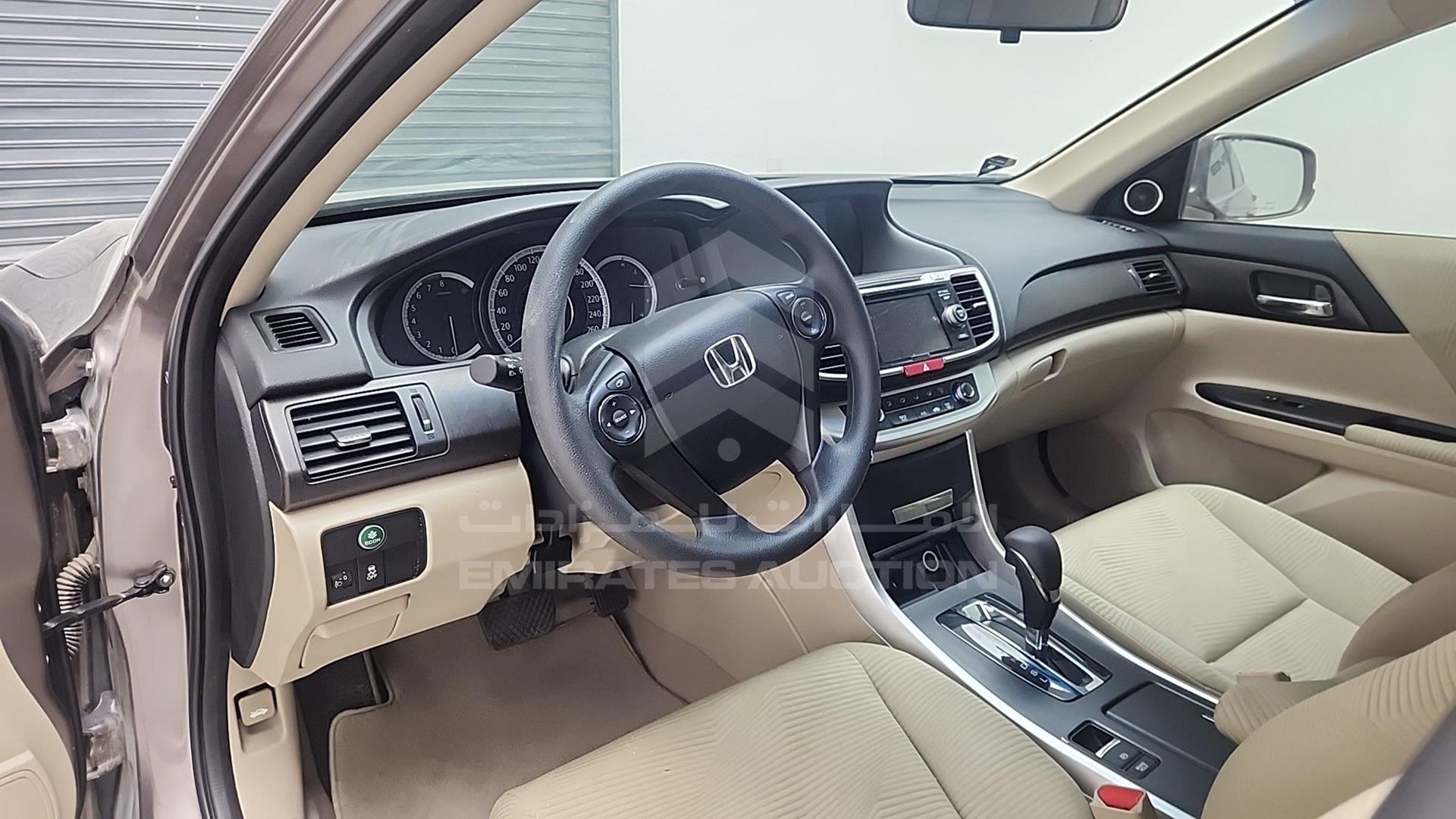 2015 HONDA ACCORD VIN: LUCCR2629F3414257
