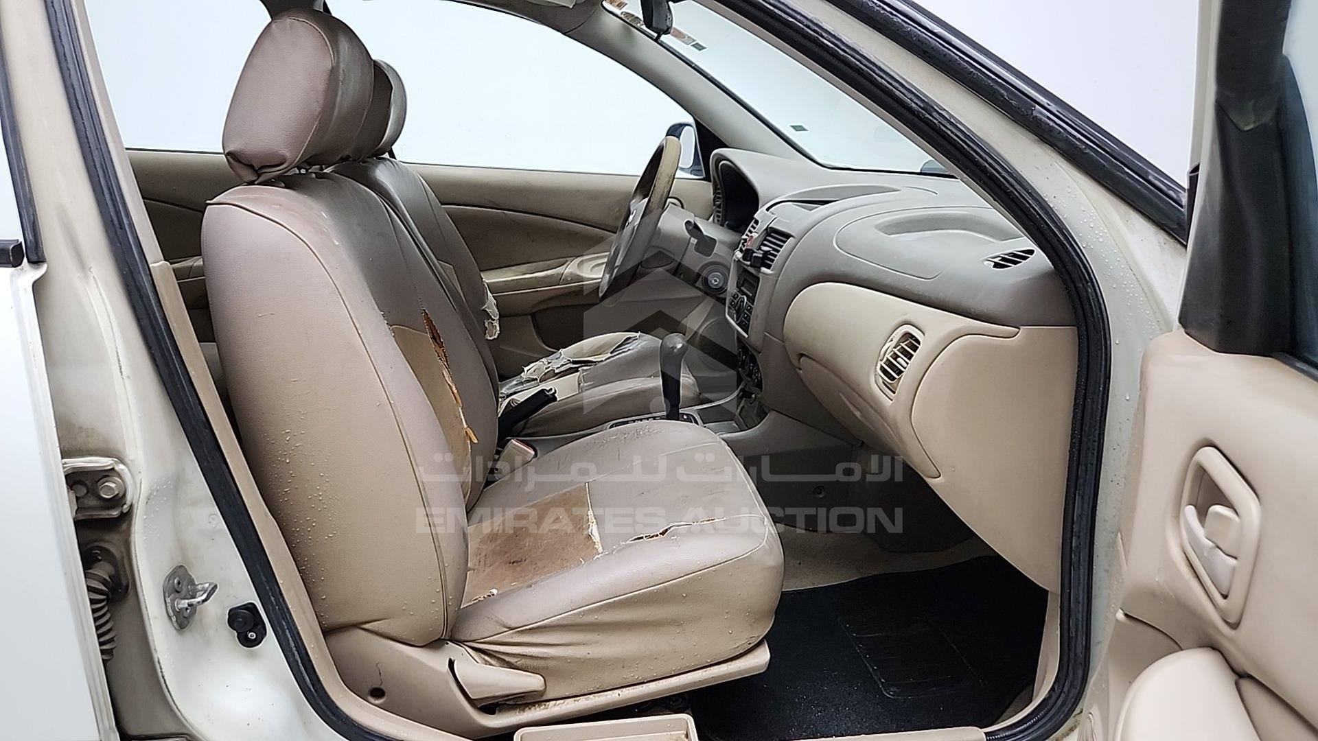 2010 NISSAN SUNNY VIN: JN1FN61C0AW203107