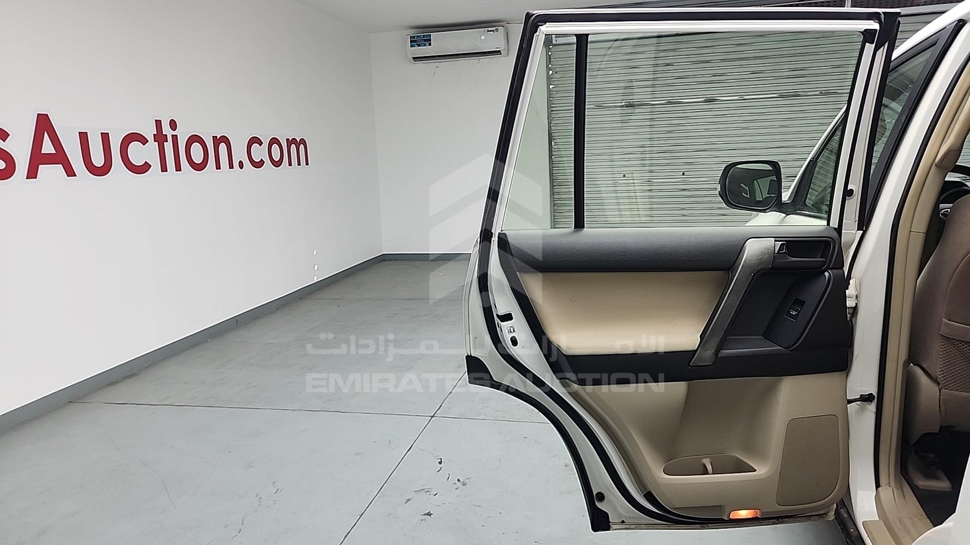 2012 TOYOTA PRADO VIN: JTEBD9FJ00K010335