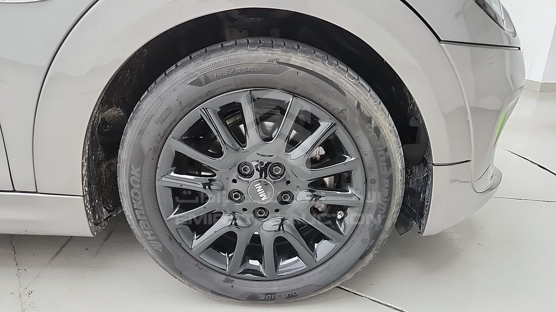 2017 MINI COOPER VIN: WMWXM5104H2A72348