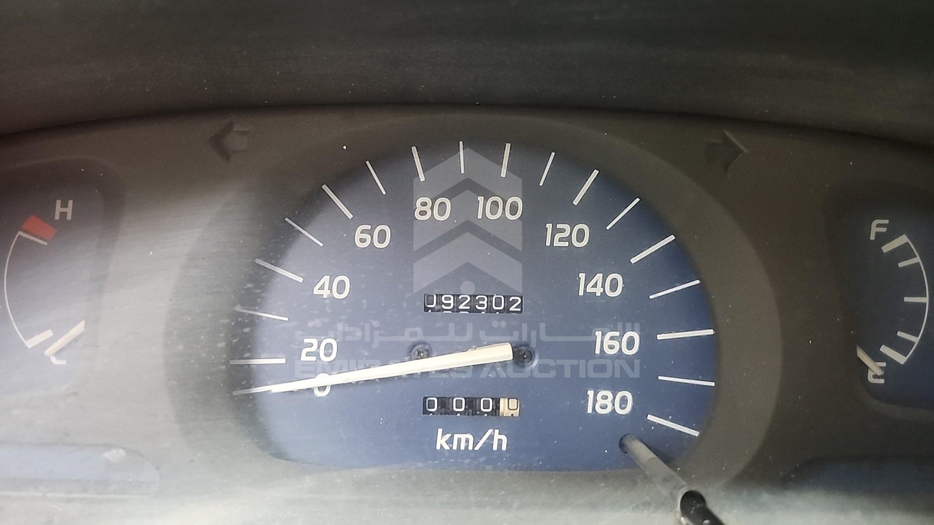2005 TOYOTA HILUX VIN: JTFEM426450162201