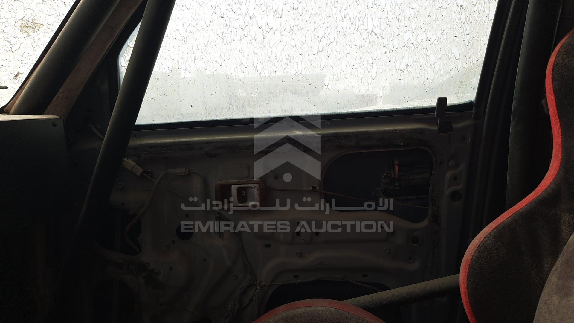 2001 TOYOTA HILUX VIN: JTFEM496320091087