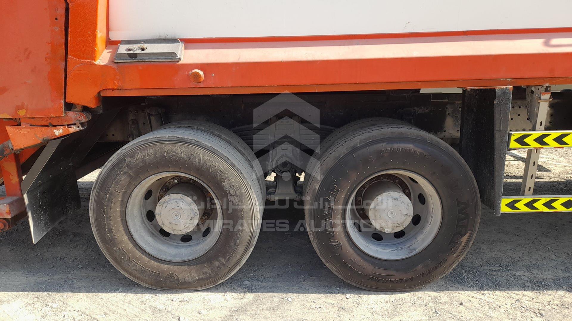 2008 MERCEDES ACTROS VIN: WDAKHCAA58L307767