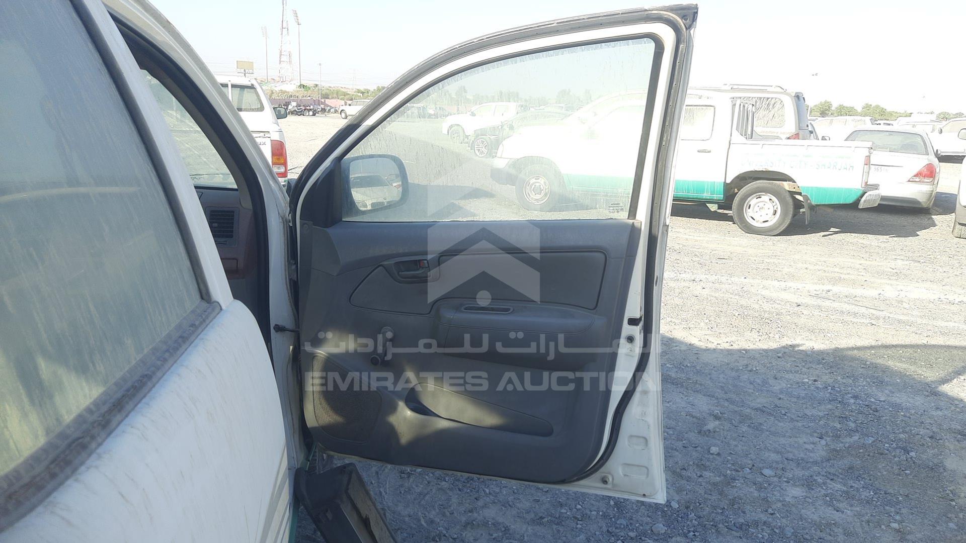 2007 TOYOTA HILUX VIN: MR0EX12G872013659