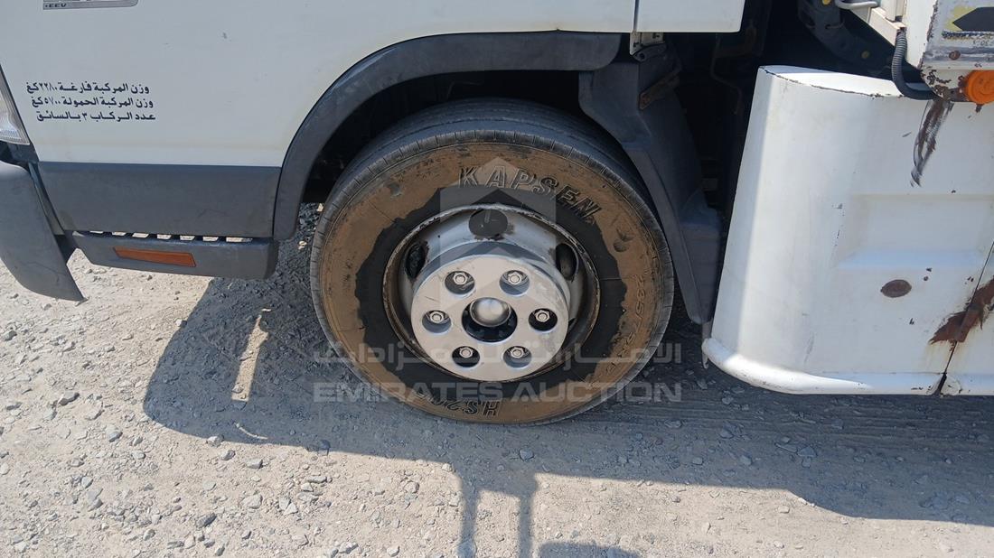 2014 Mitsubishi Canter — Front Left Tyre — Photo 45