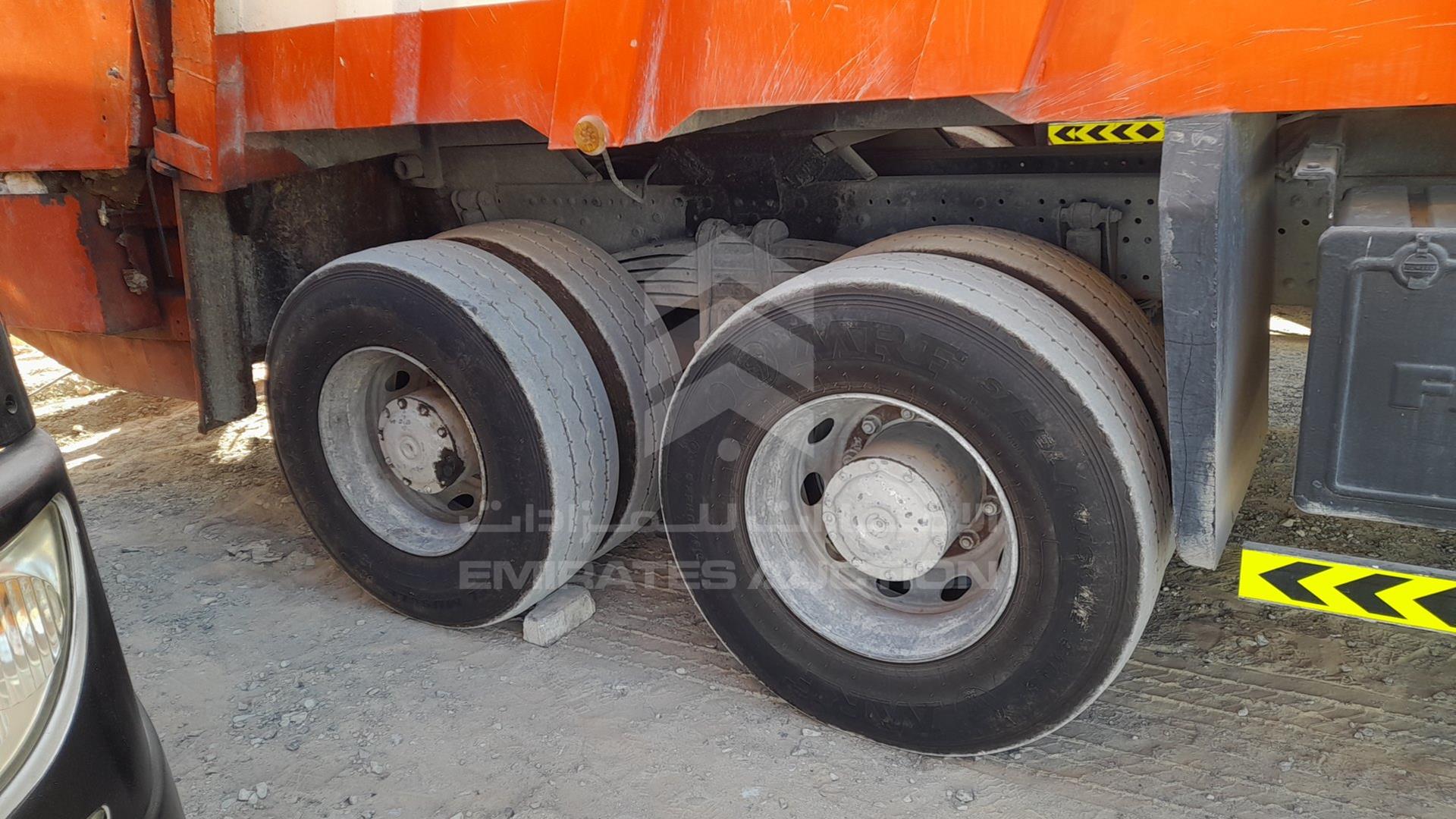 2008 MERCEDES ACTROS VIN: WDAKHCAA08L280333