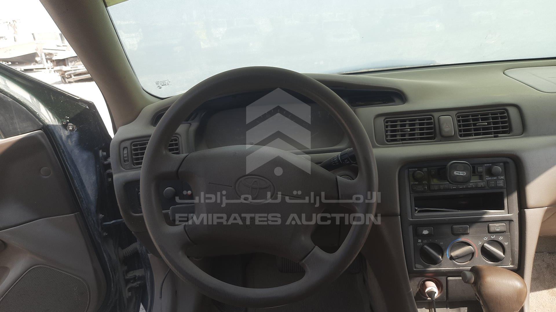 2001 TOYOTA CAMRY VIN: 4T1BG22K91U101820