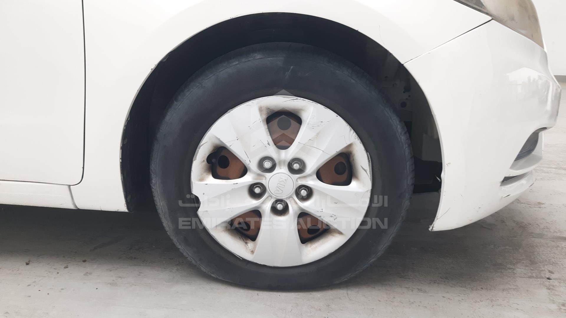 2015 KIA CERATO VIN: KNAFJ4119F5890710