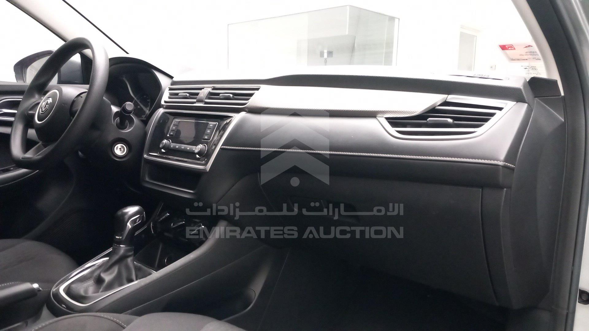 2022 MG MG 5 VIN: LSJA36E34NZ042450