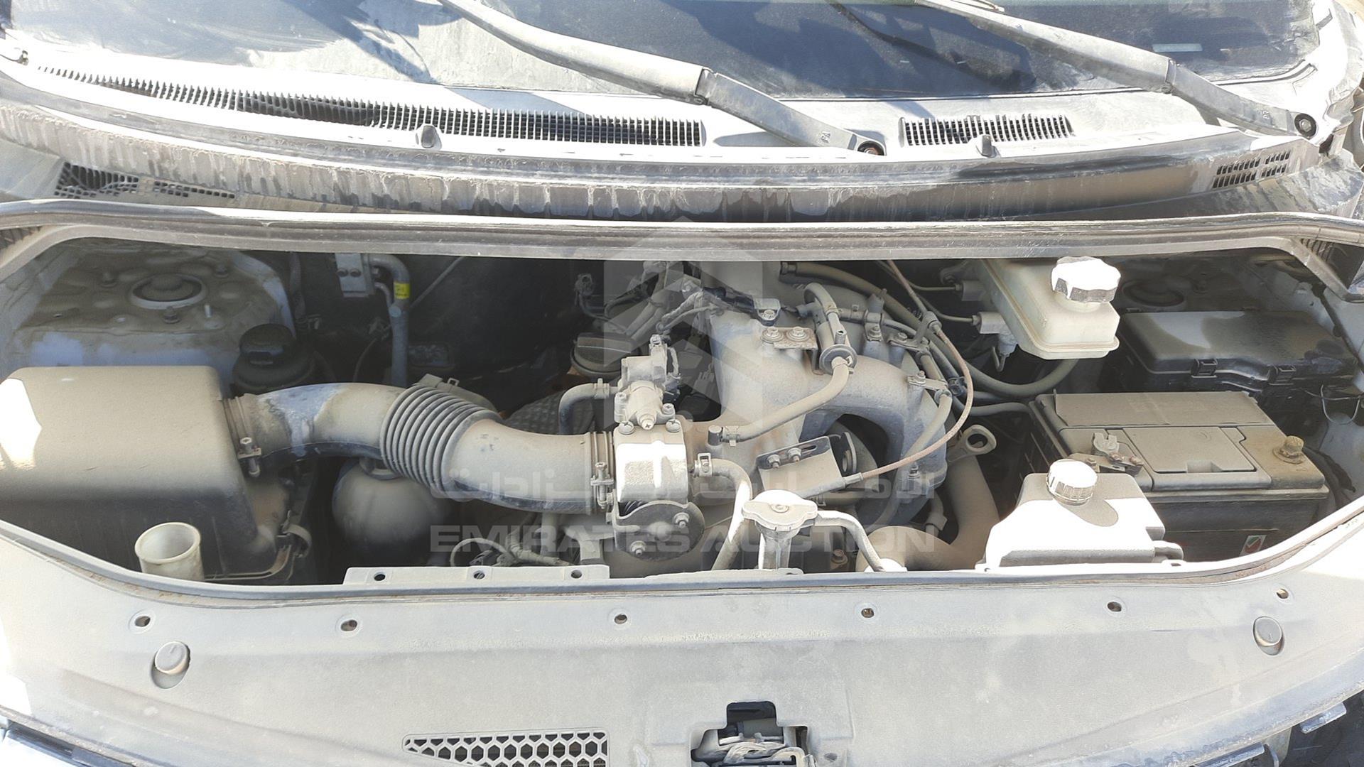 2012 HYUNDAI H1 VIN: KMHWG81R9CU464169