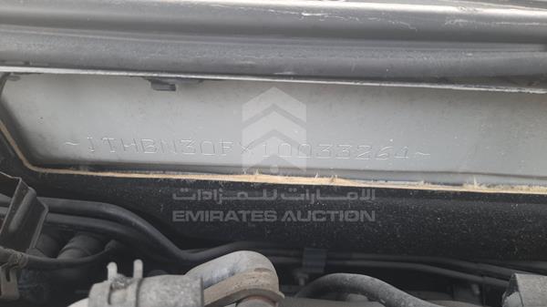 Lexus LS 430 2001 JTHBN30FX10033264 Image 2