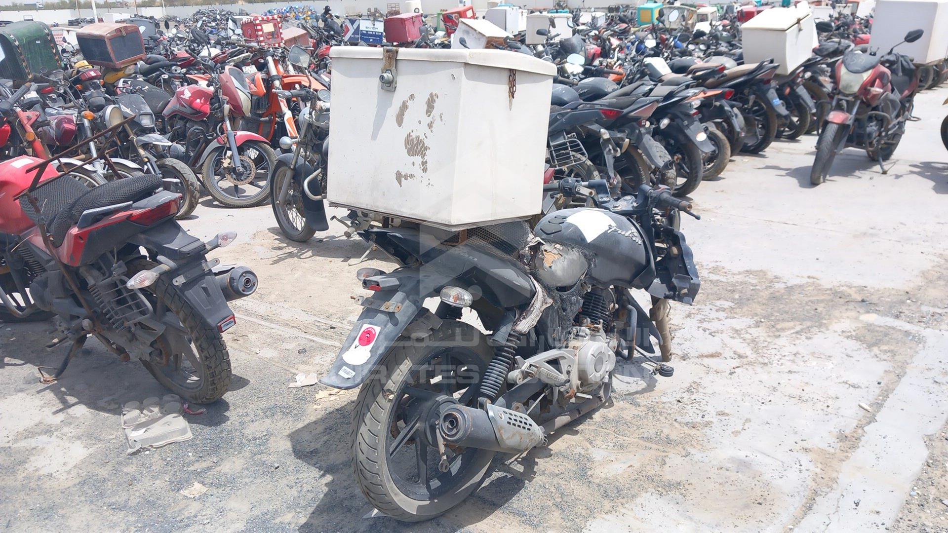 2013 BAJAJ PULSAR 180CC VIN: MD2A12DZ7ECC02102
