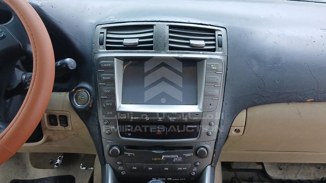 2007 Lexus IS300 — Entertainment Systems & Camera Monitor & Navigation — Photo 19