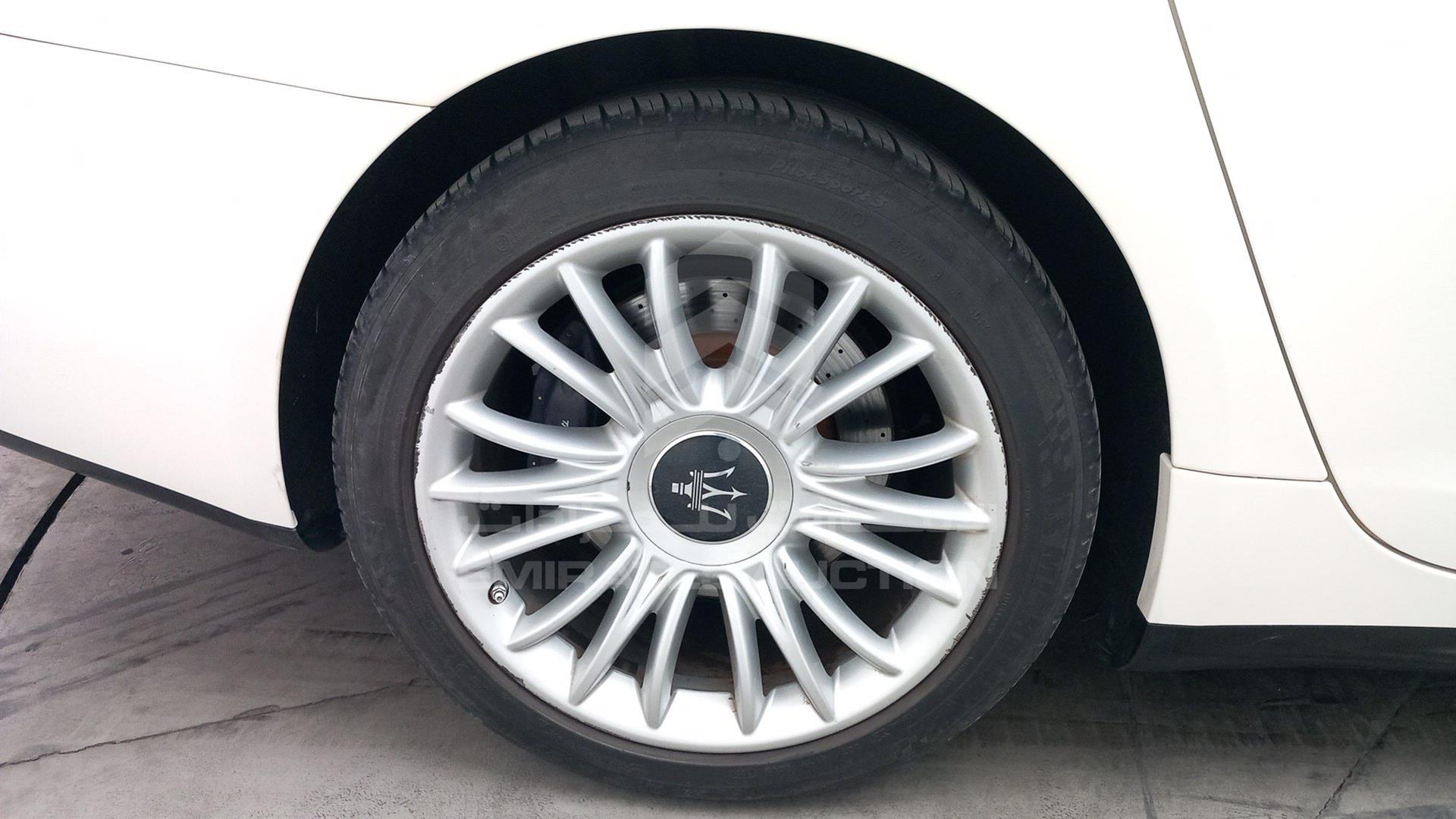 2015 MASERATI QUATTROPORTE VIN: ZAMSP56F8F1135769
