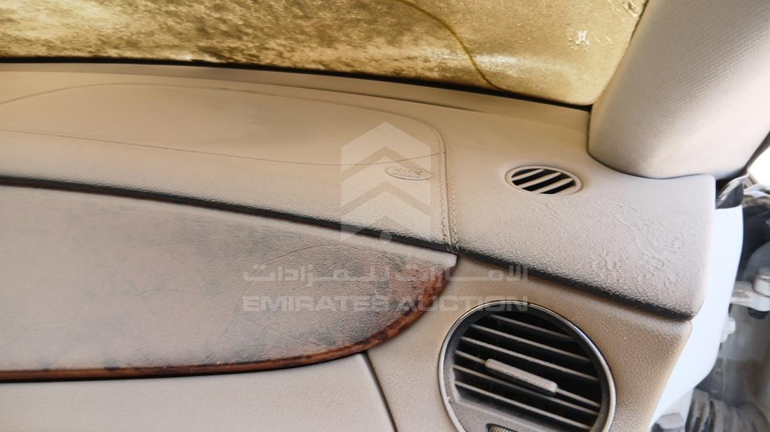 مرسيدس CL 550 2005 — زاوية واجهة الراكب الأمامي الأيمن — صورة 23
