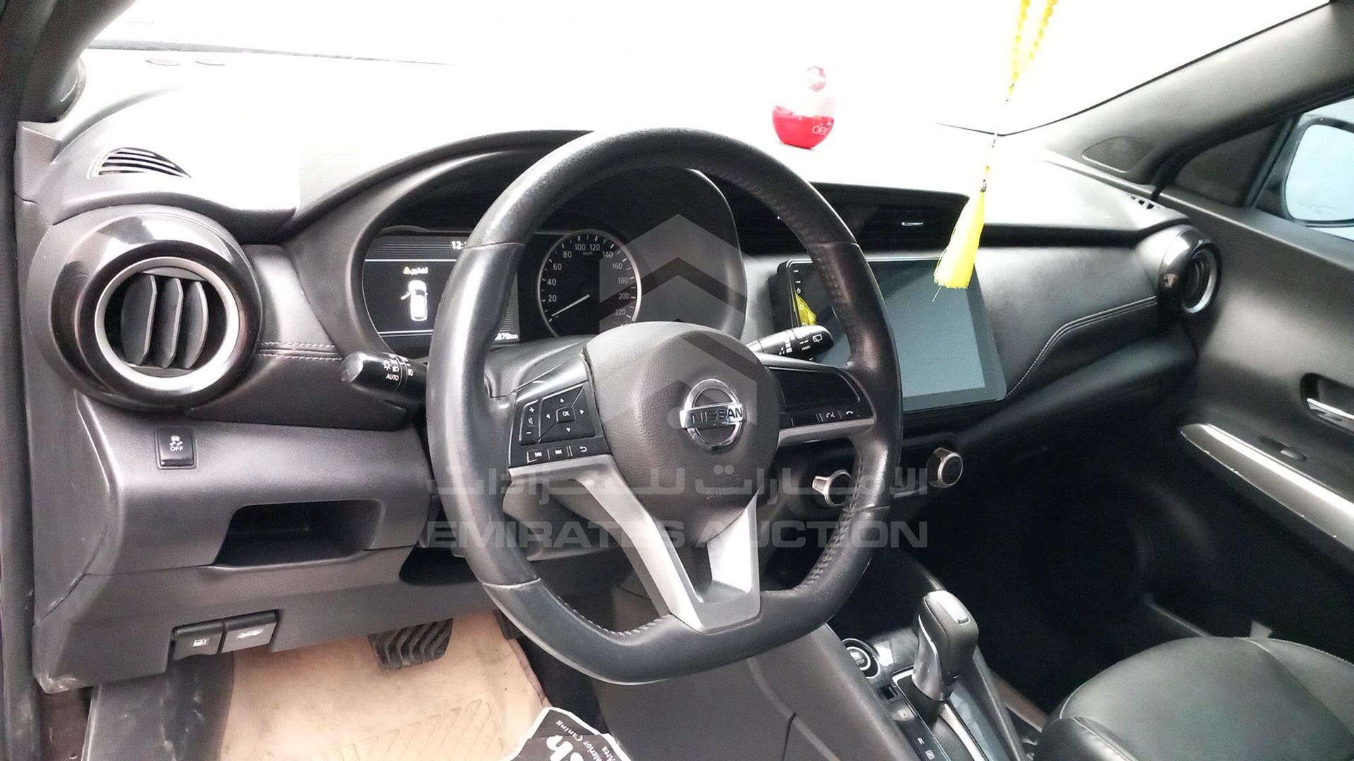 2017 NISSAN KICKS VIN: 3N1CP5CP3HL502324