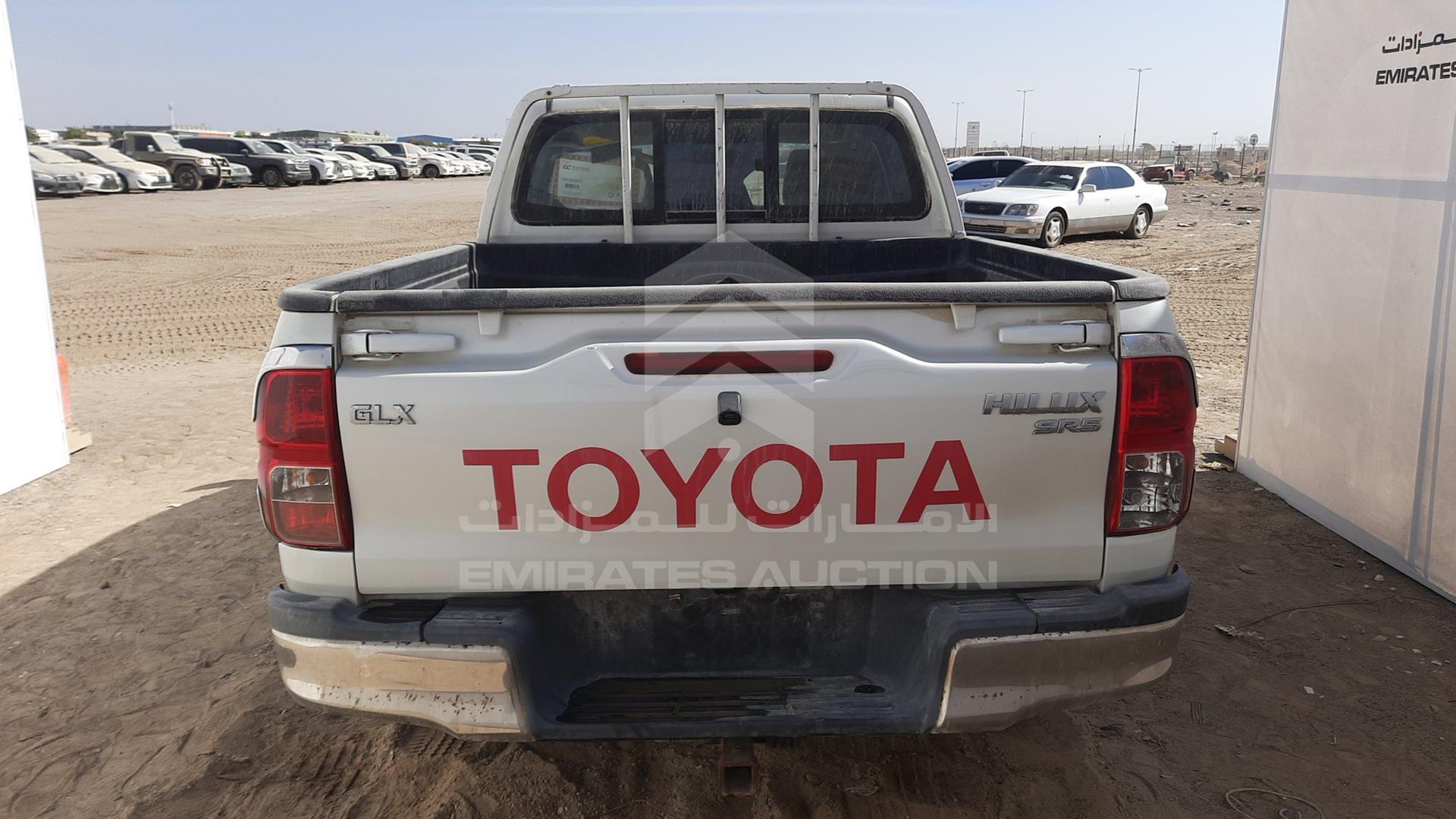 2016 TOYOTA HILUX VIN: MR0HX8CD8G1356830
