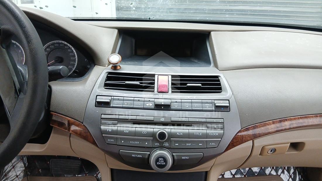 2010 Honda Accord — Entertainment Systems & Camera Monitor & Navigation — Photo 19
