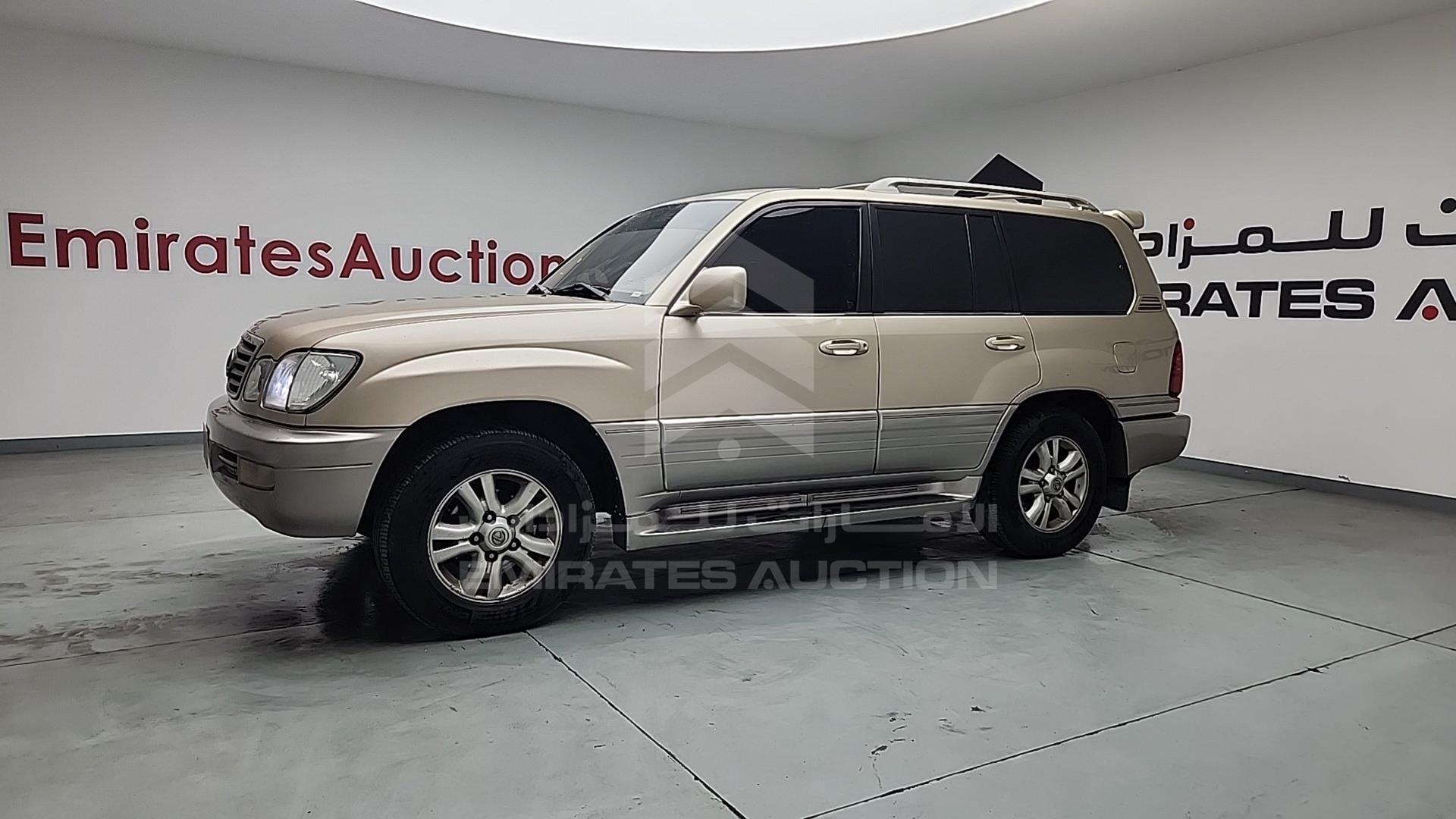 2001 LEXUS LX 470 VIN: JTJHT00W513503311