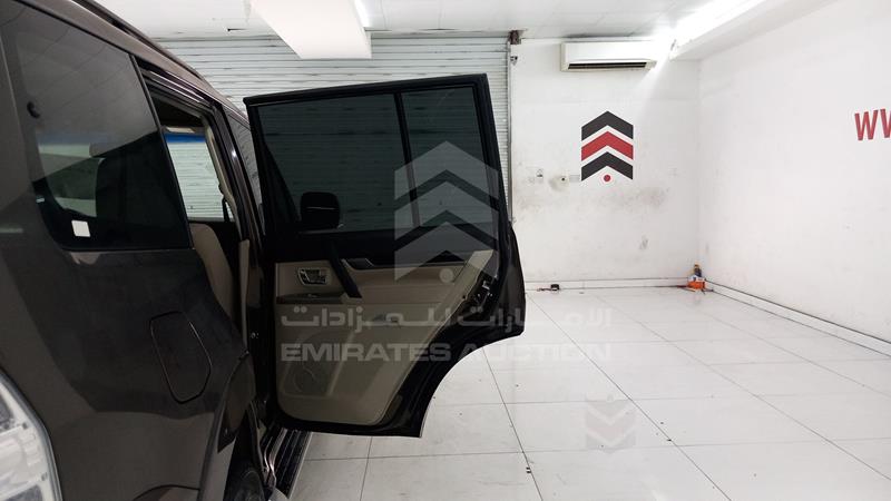 JE4MR62N1HJ708742 Auction: EmiratesAuction Lot: 410744 JE4MR62N1HJ708742 Mitsubishi Pajero 2017 -- Photo 23