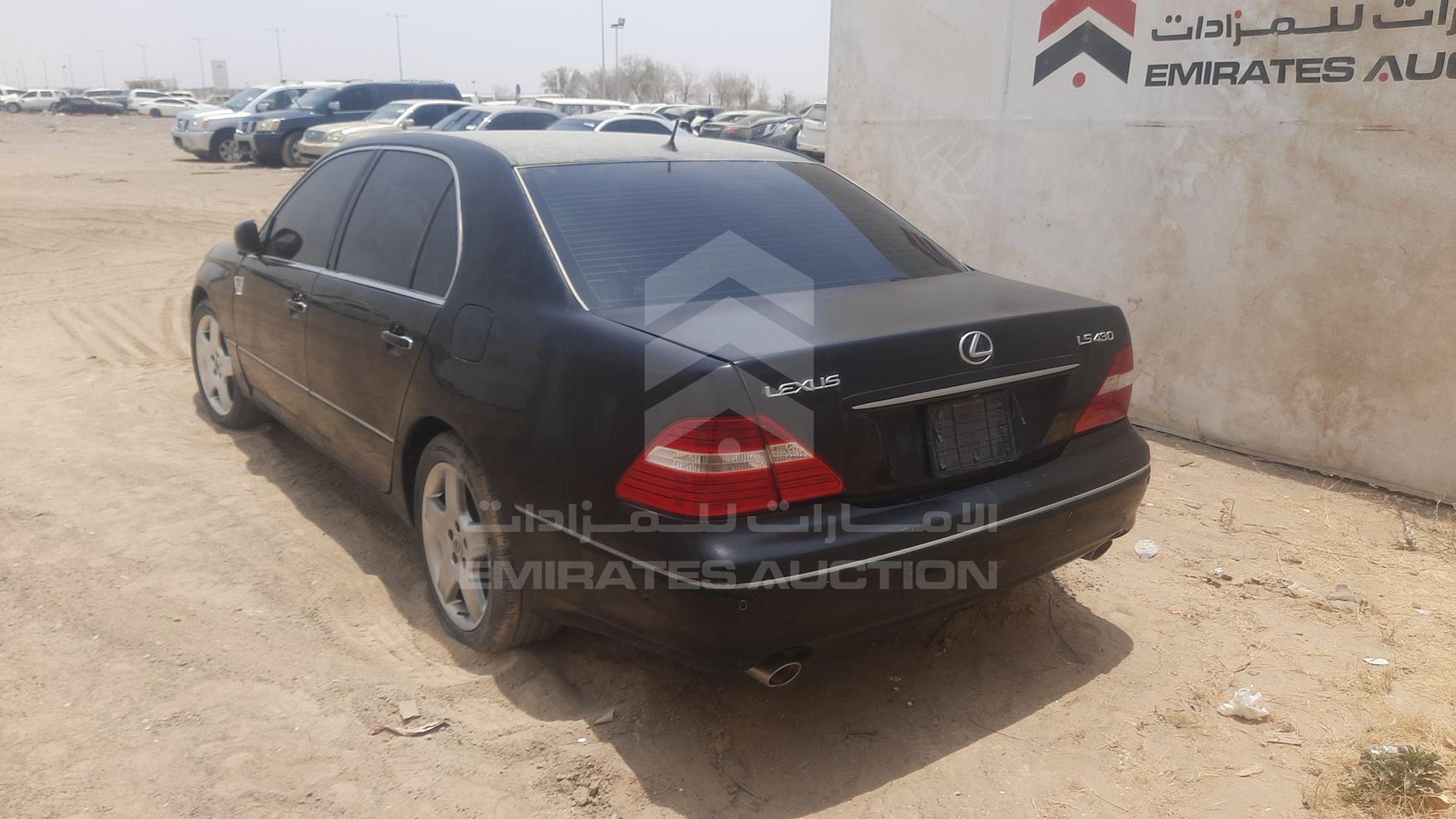 2004 LEXUS LS 430 VIN: JTHBN36FX40135742