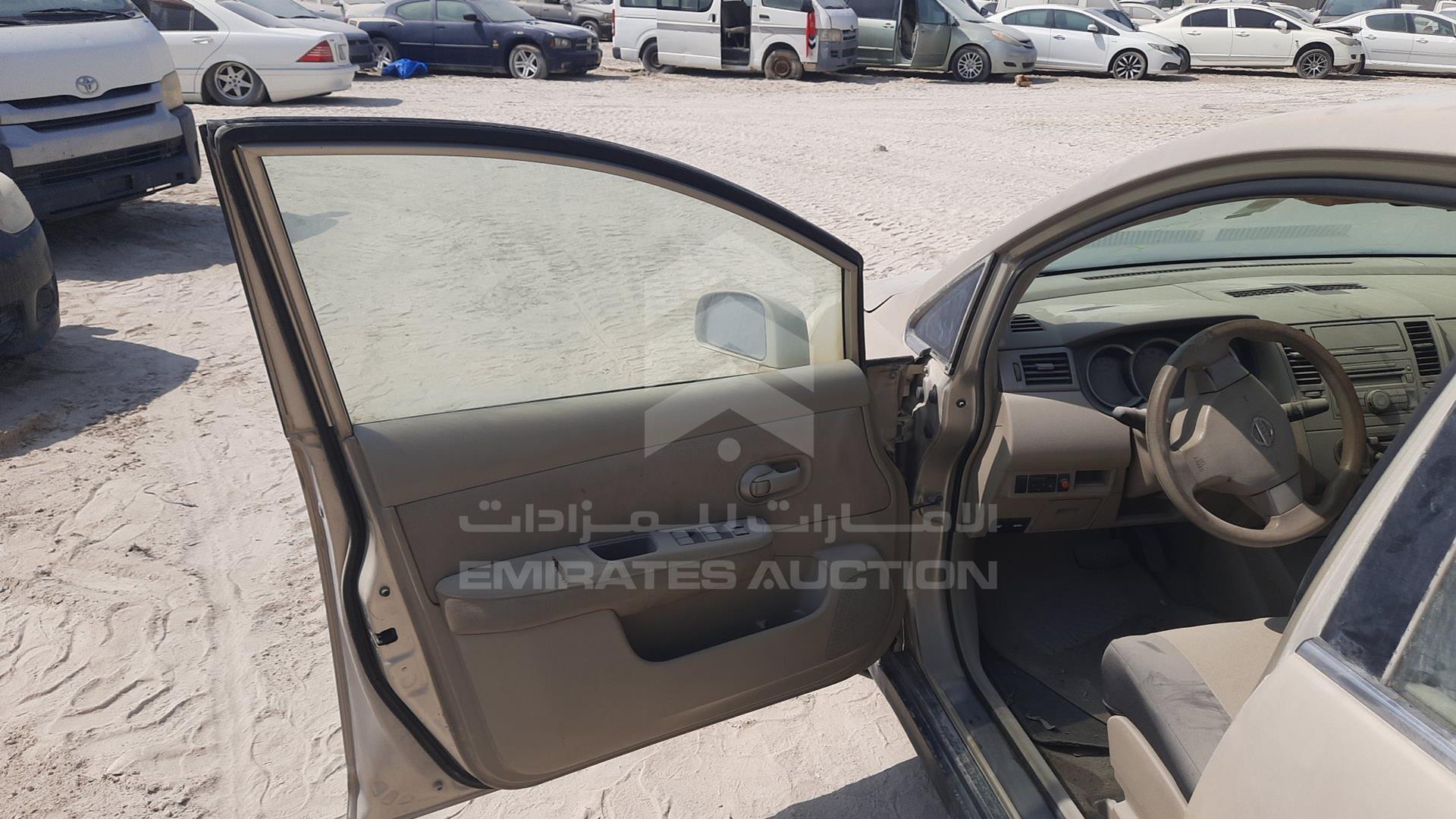 2009 NISSAN TIIDA VIN: JN1CC11C89T038075