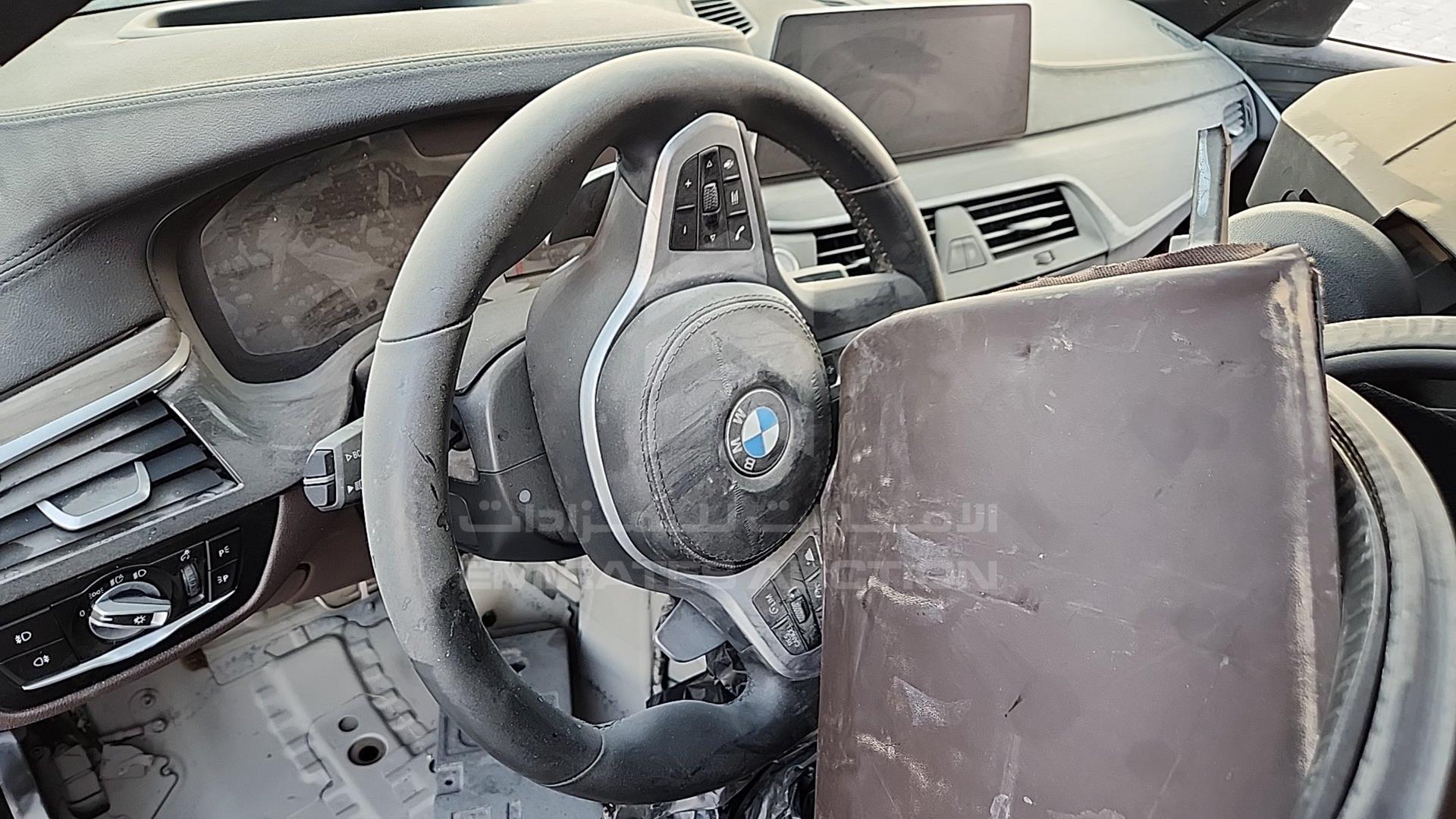 2020 BMW 530 VIN: WBAJR5102LWW74865