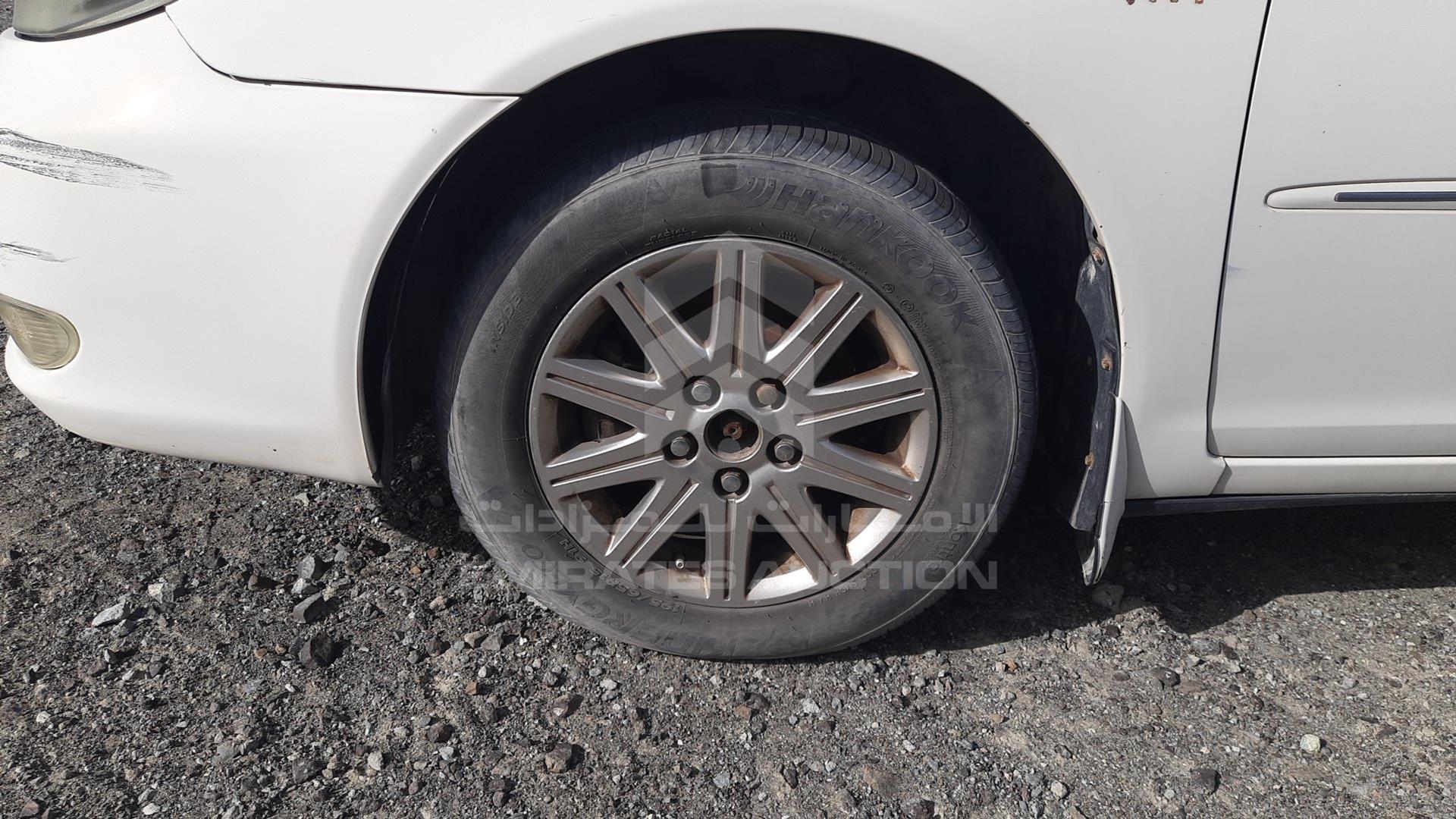 2004 TOYOTA CAMRY VIN: 6T1BE32K74X453636