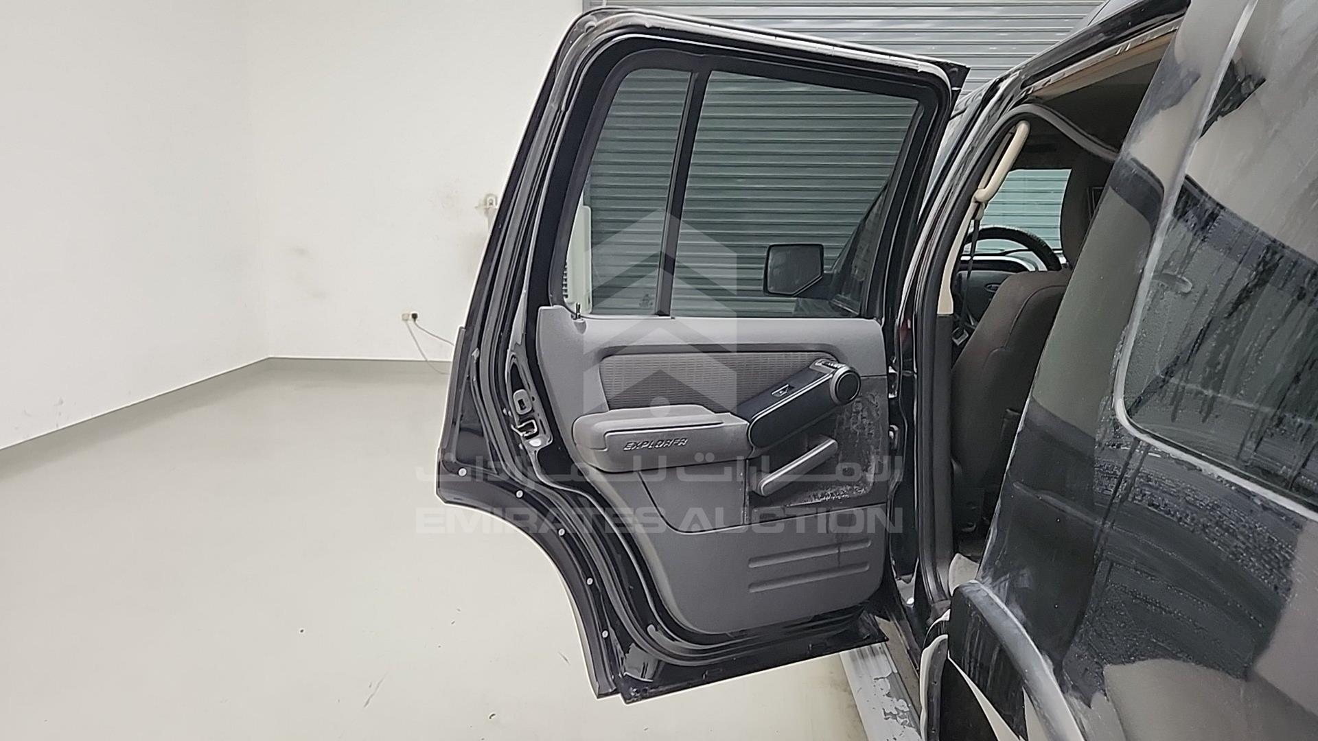 2009 FORD EXPLORER VIN: 1FMEU73E89UA06107