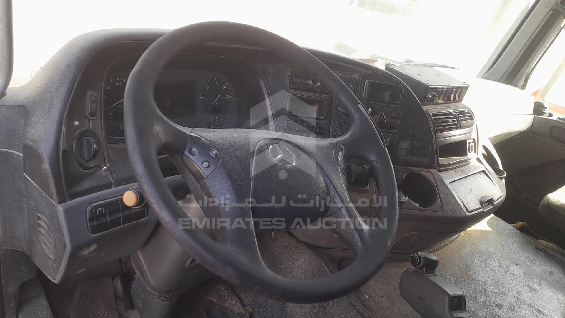 2007 MERCEDES ACTROS VIN: WDAKHCAA57L185815
