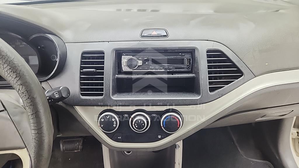 KNABX512XFT761883 - 2015 KIA PICANTO - #527664