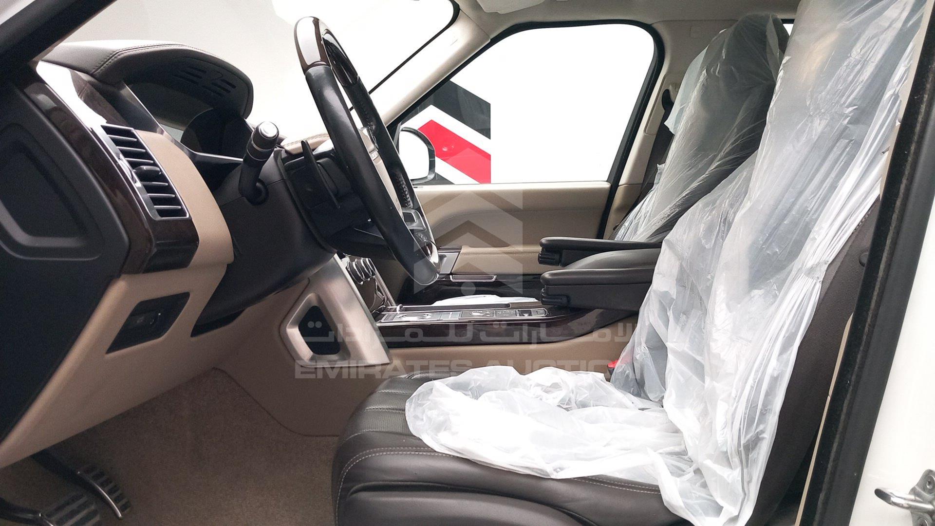 2015 RANGE ROVER VOGUE VIN: SALGA2EF3FA225173