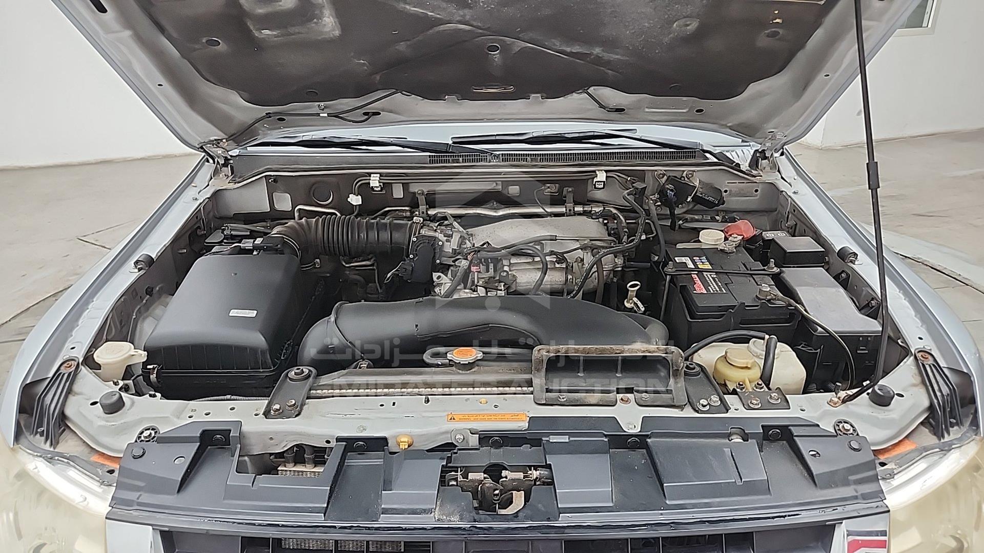 2012 MITSUBISHI PAJERO VIN: JMYLRV95WCJ709340