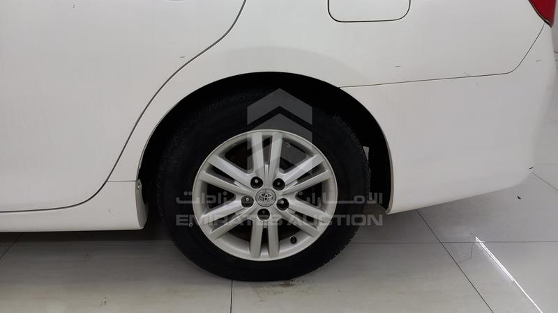 6T1BF9FKXFX534305 Auction: EmiratesAuction Lot: 413777 6T1BF9FKXFX534305 Toyota Camry 2015 WHITE Photo 28