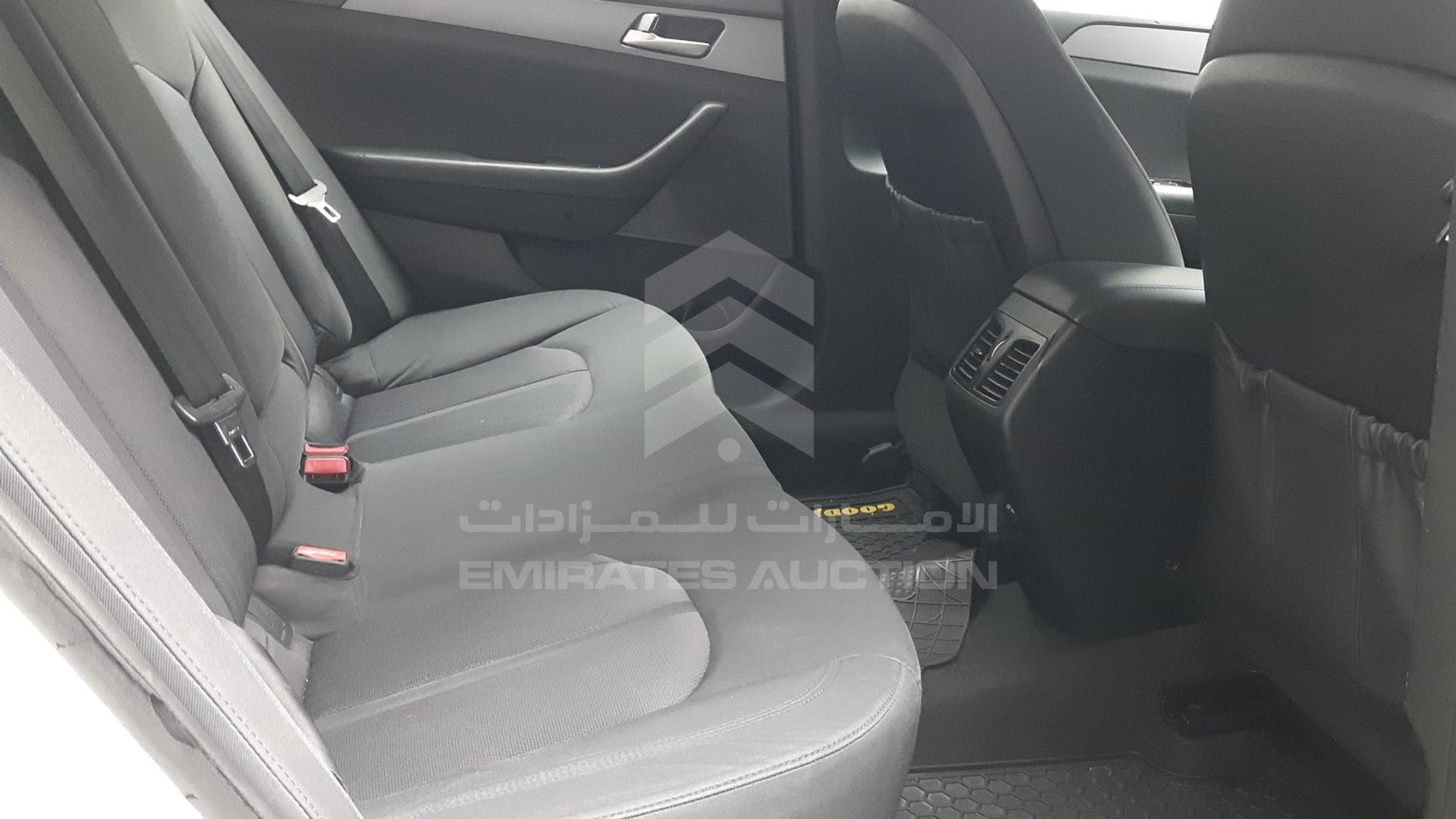 2018 HYUNDAI SONATA VIN: KMHE24139JA081992