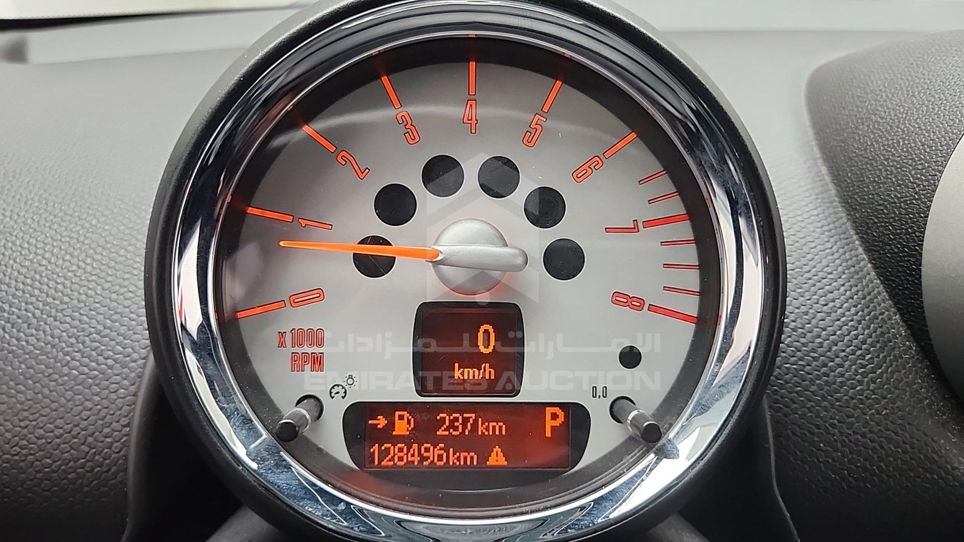2013 MINI COOPER S VIN: WMWZC5100DWM83340
