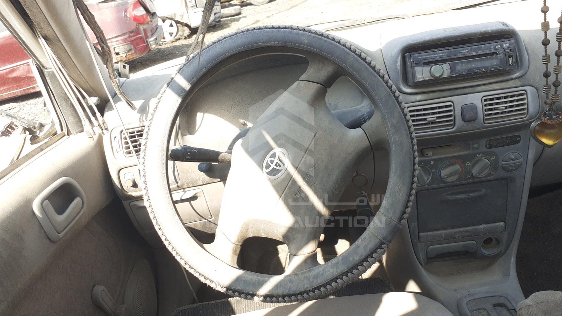 2000 TOYOTA COROLLA VIN: JT2BA13E4Y3101287