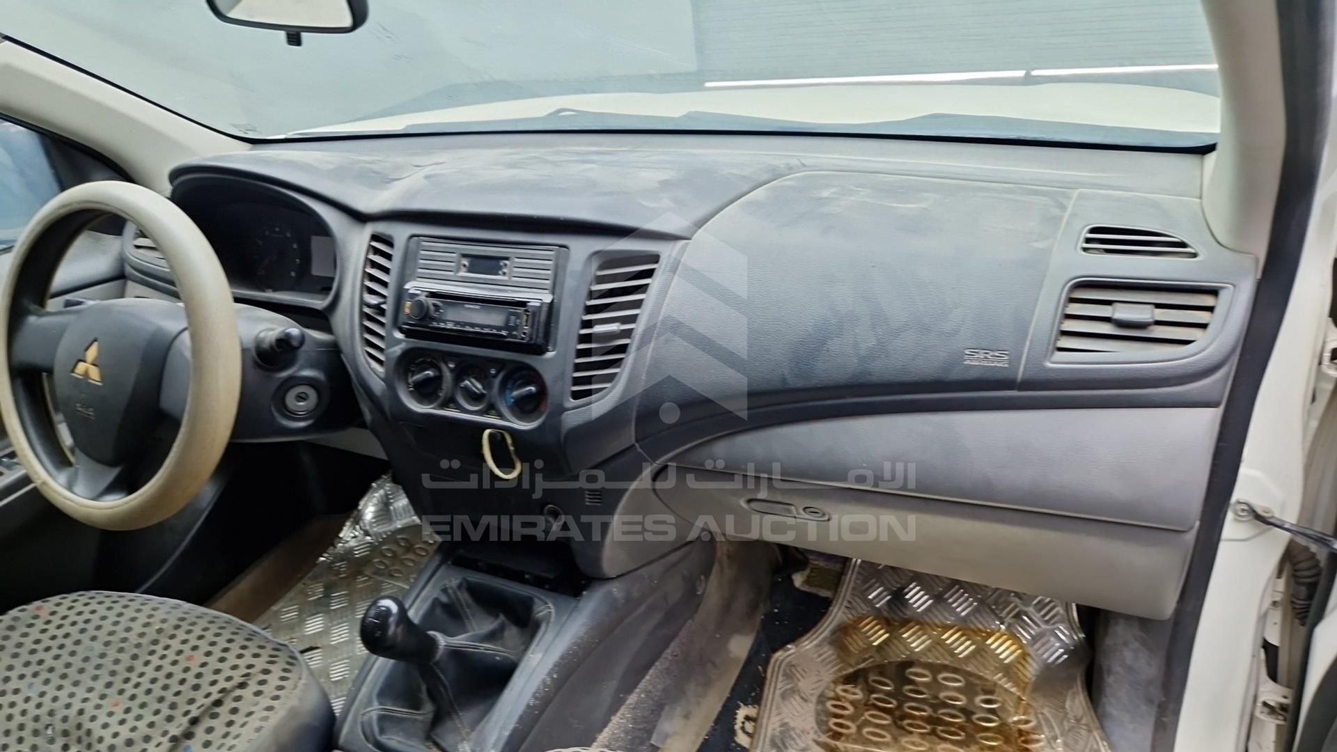 2016 MITSUBISHI L 200 VIN: MMBJNKJ40GH008469
