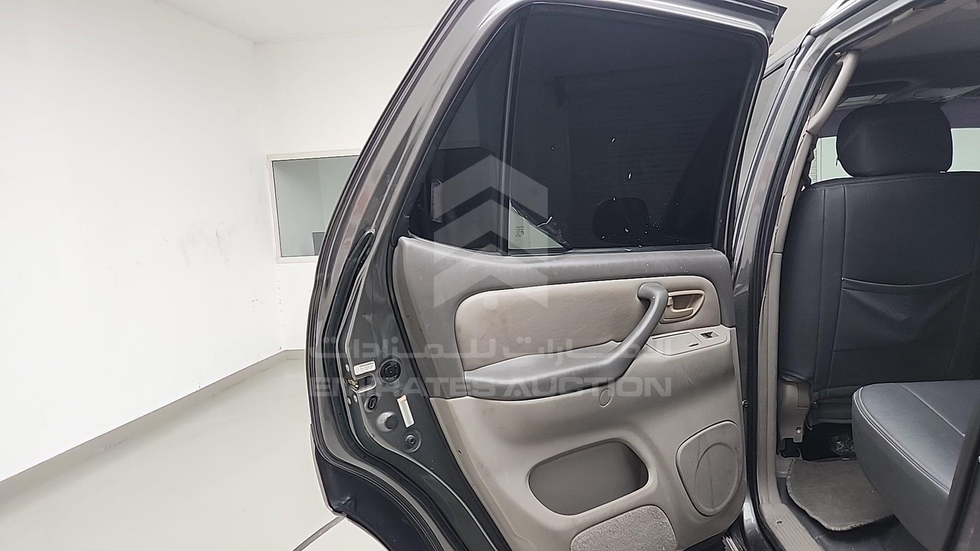 2003 TOYOTA SEQUOIA VIN: 5TDZT34A93S170362