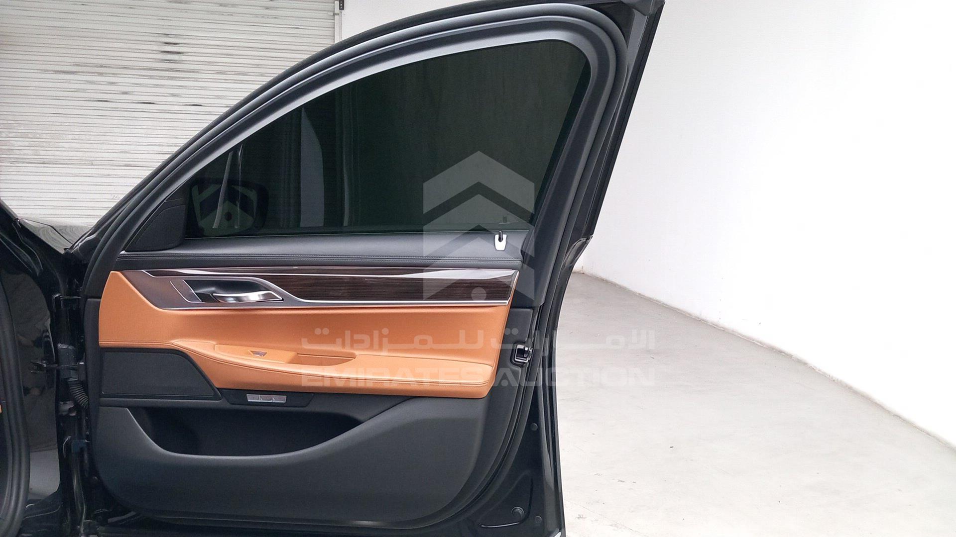 2016 BMW 730 LI VIN: WBA7E0100GG611658