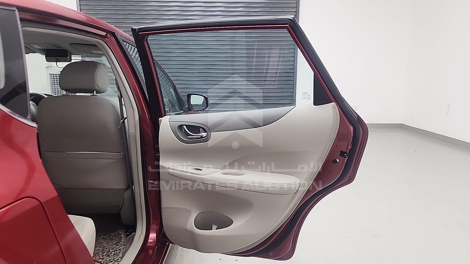 2016 NISSAN TIIDA VIN: MNTBC2C95G6008875