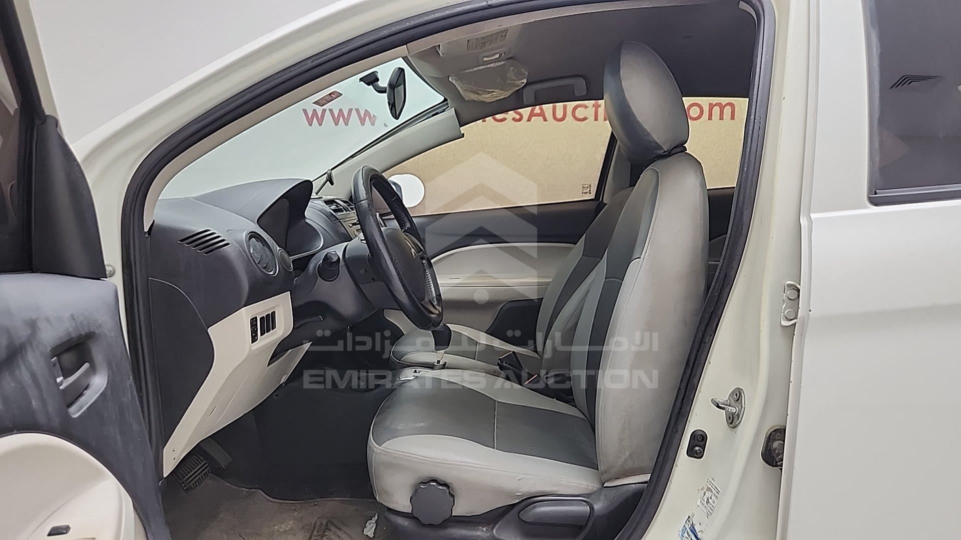 2014 MITSUBISHI ATTRAGE VIN: MMBSTA13AEH011677