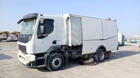 2016 Volvo FL240 — Front Left Angle — Photo 6 — Thumbnail