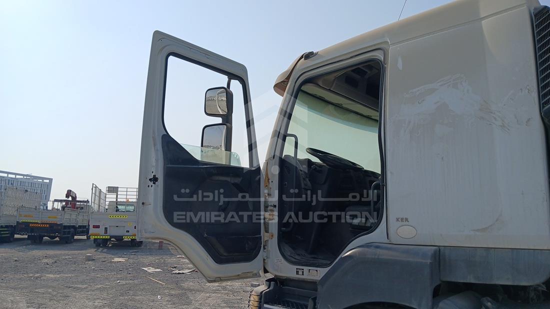 رينو 440 2014 — الباب الأمامي الأيسر — صورة 11