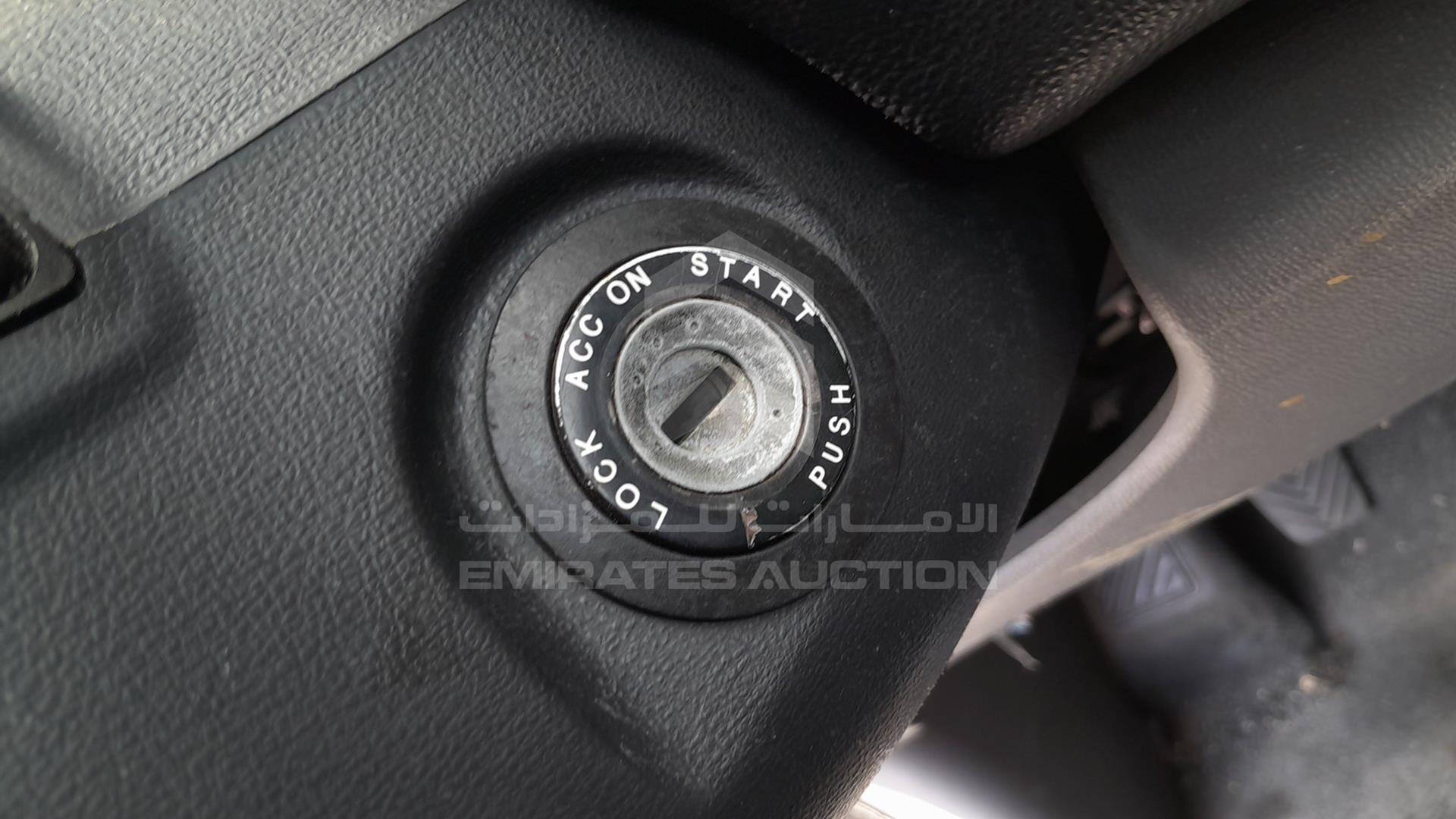 2010 HYUNDAI H1 VIN: KMHWG81R4AU226372