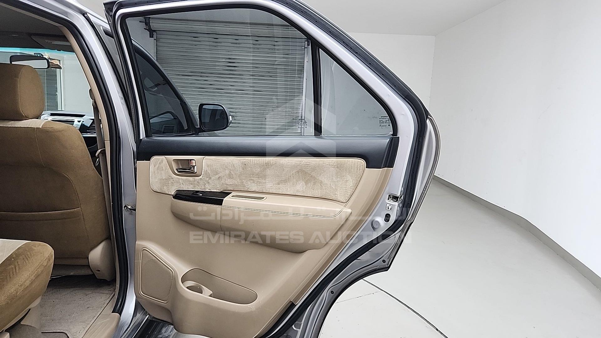 2015 TOYOTA FORTUNER VIN: MHFYU59G9F7043356