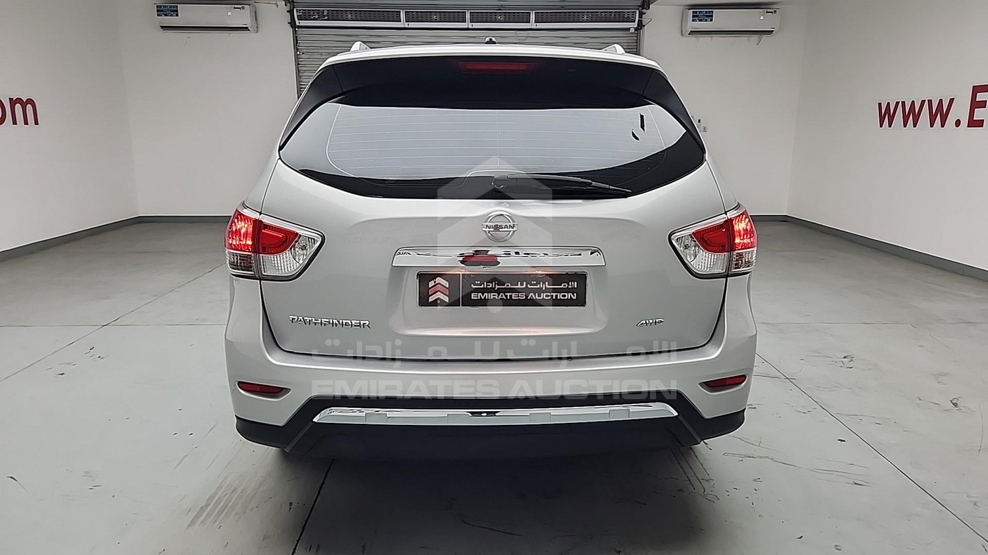 2015 NISSAN PATHFINDER VIN: 5N1AR2M74FC610631