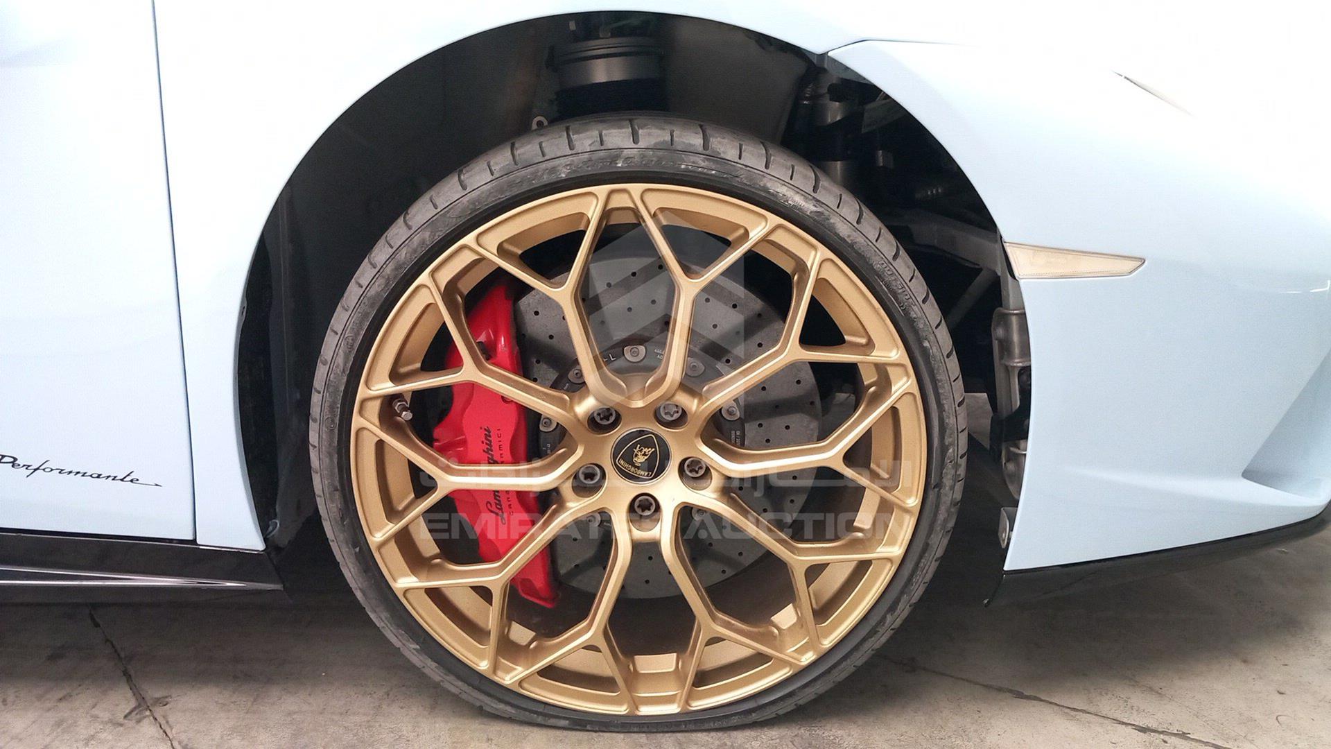 2018 LAMBORGHINI HURACAN VIN: ZHWED4ZF5JLA10123